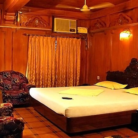 Hotel Sagar Kambam Extérieur photo