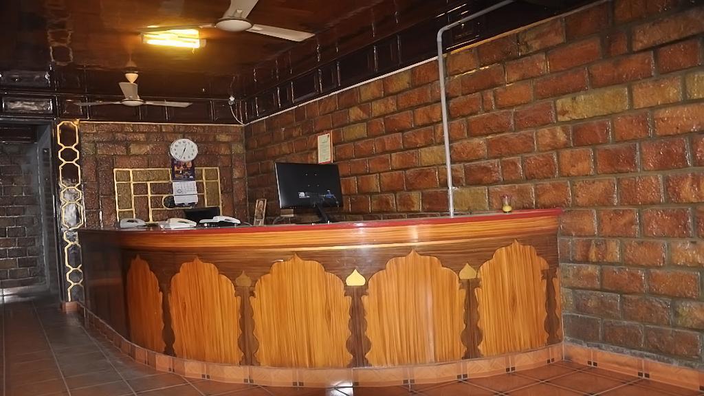 Hotel Sagar Kambam Extérieur photo